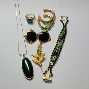 Gold-Tone Green Gemstone Necklace & Bracelet Set